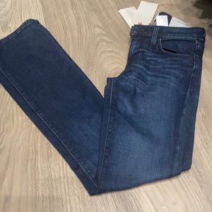 Brand new with tags Current Elliott slim boot dark jeans size 26